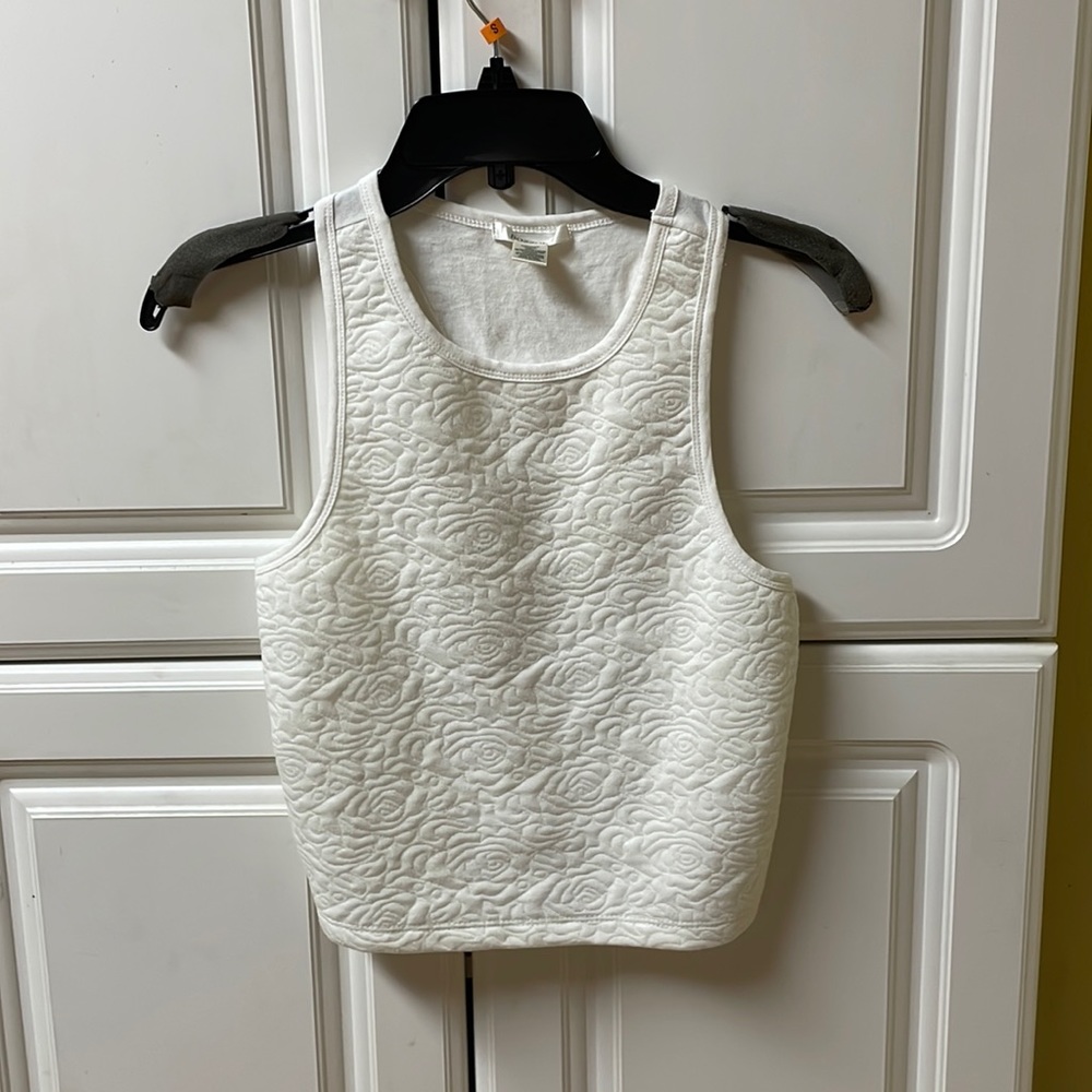 White Rose Print Crop Top